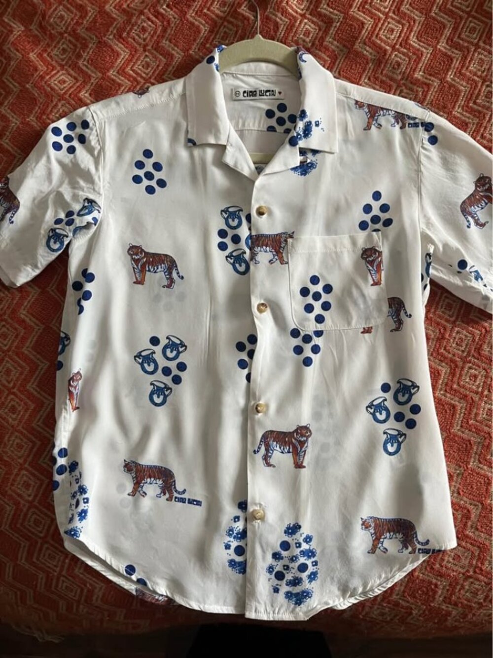 Ciao Lucia! Silk blouse with tiger and blue dot pattern size XS